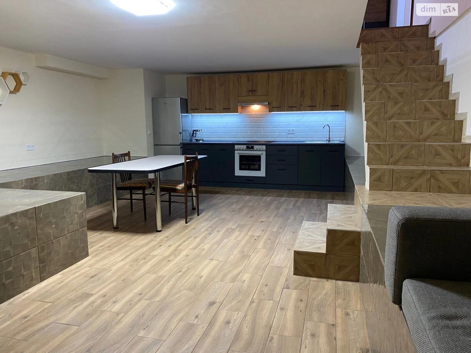 Продажа двухкомнатной квартиры в Львове, на просп. Шевченко, район Клепаров фото 1