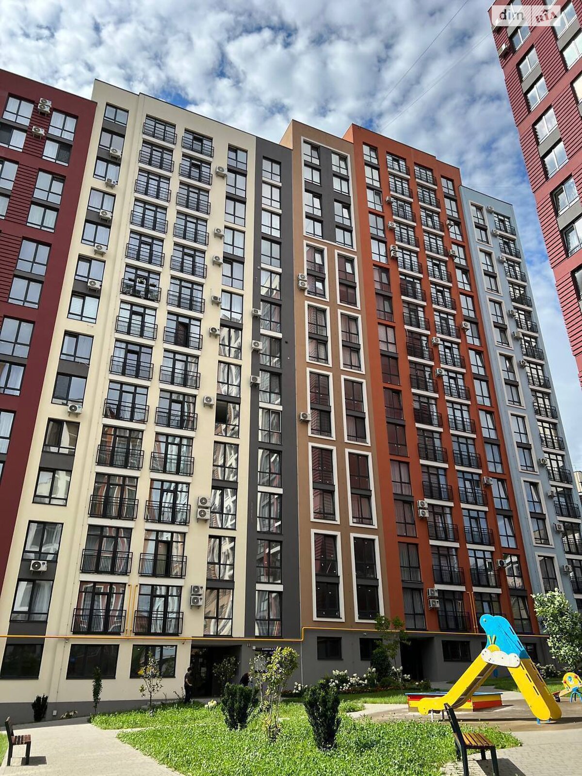 Продаж трикімнатної квартири в Львові, на вул. Шевченка Тараса 60 корпус 10, район Шевченківський фото 1 Продаж трикімнатної квартири в Львові, на вул. Шевченка Тараса 60 корпус 10, район Шевченківський фото 1