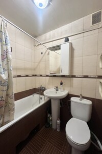 Продажа двухкомнатной квартиры в Львове, на ул. Шевченко Тараса 140, район Клепаров фото 2