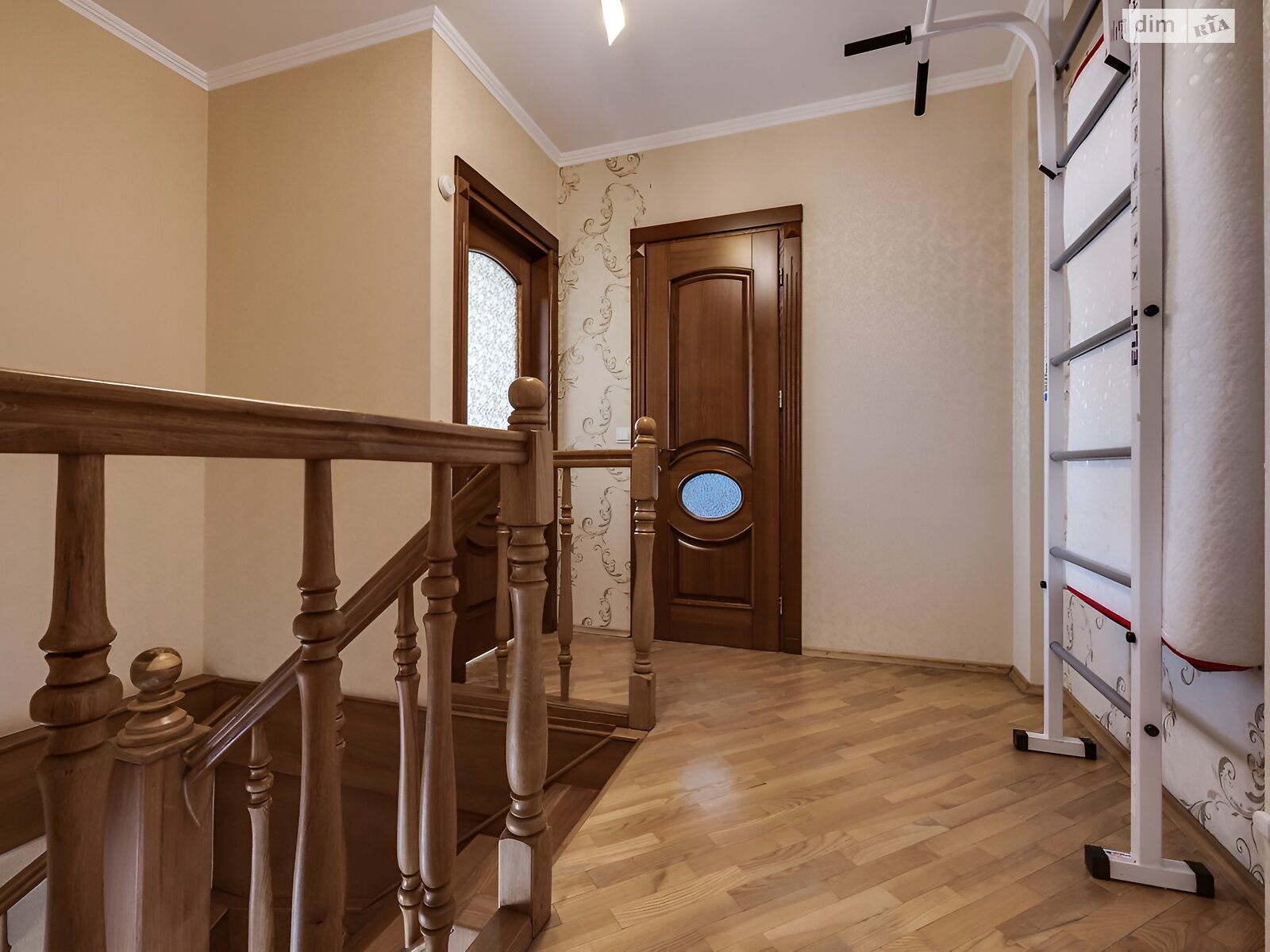 Продажа трехкомнатной квартиры в Львове, на ул. Золотая 18, район Клепаров фото 1 Продажа трехкомнатной квартиры в Львове, на ул. Золотая 18, район Клепаров фото 1