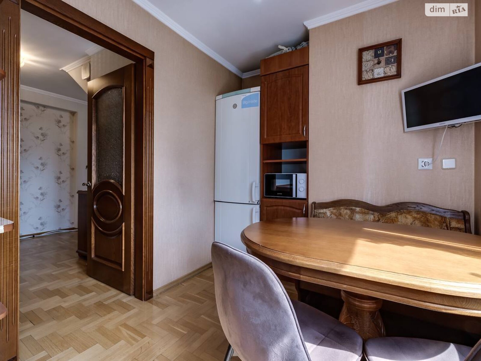 Продажа трехкомнатной квартиры в Львове, на ул. Золотая 18, район Клепаров фото 1 Продажа трехкомнатной квартиры в Львове, на ул. Золотая 18, район Клепаров фото 1