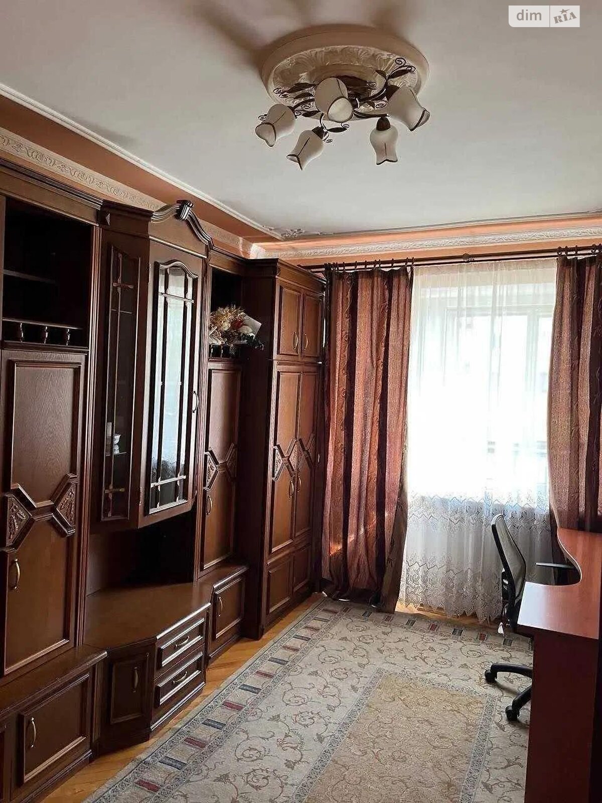 Продаж двокімнатної квартири в Львові, на вул. Золота, район Клепарів фото 1 Продаж двокімнатної квартири в Львові, на вул. Золота, район Клепарів фото 1
