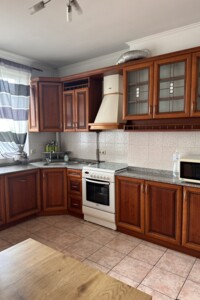 Продаж двокімнатної квартири в Львові, на вул. Манастирського 2, район Козельники фото 2