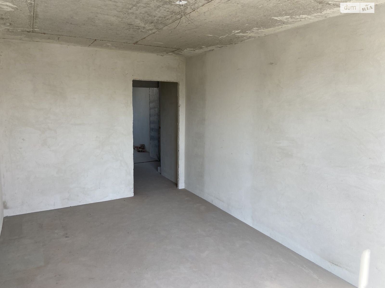 Продаж трикімнатної квартири в Львові, на вул. Глинянський Тракт, район Кривчиці фото 1 Продаж трикімнатної квартири в Львові, на вул. Глинянський Тракт, район Кривчиці фото 1