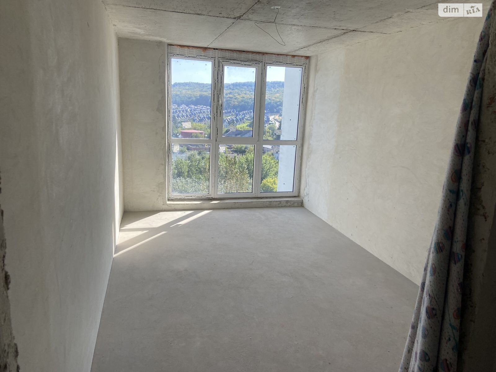 Продаж трикімнатної квартири в Львові, на вул. Глинянський Тракт, район Кривчиці фото 1 Продаж трикімнатної квартири в Львові, на вул. Глинянський Тракт, район Кривчиці фото 1