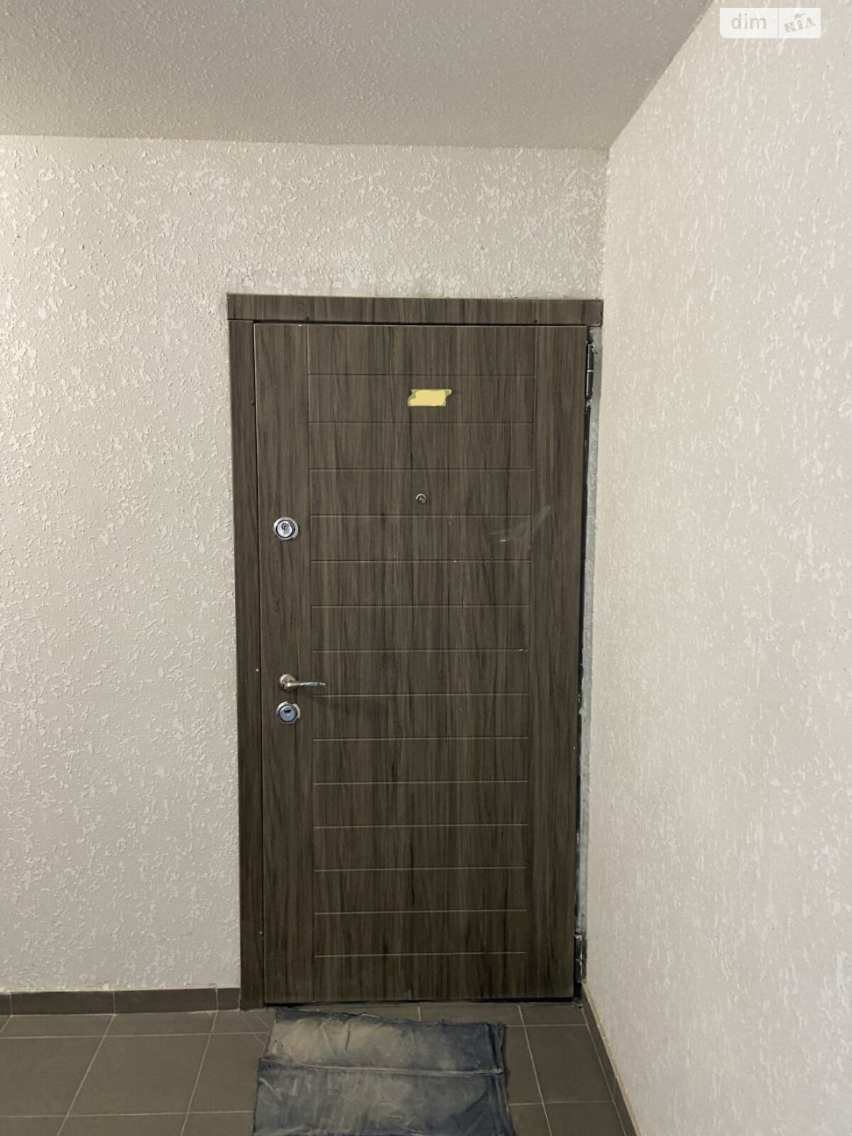 Продаж трикімнатної квартири в Львові, на вул. Глинянський Тракт, район Кривчиці фото 1 Продаж трикімнатної квартири в Львові, на вул. Глинянський Тракт, район Кривчиці фото 1