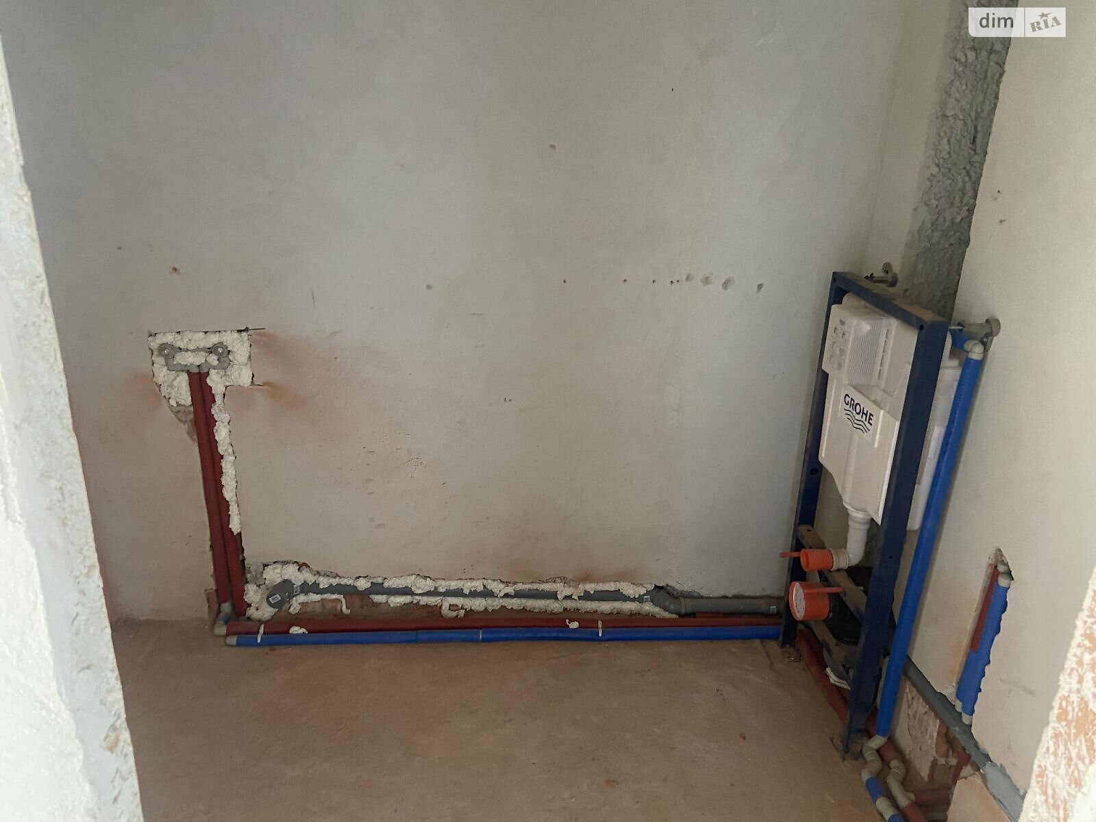 Продаж трикімнатної квартири в Львові, на вул. Глинянський Тракт, район Кривчиці фото 1 Продаж трикімнатної квартири в Львові, на вул. Глинянський Тракт, район Кривчиці фото 1