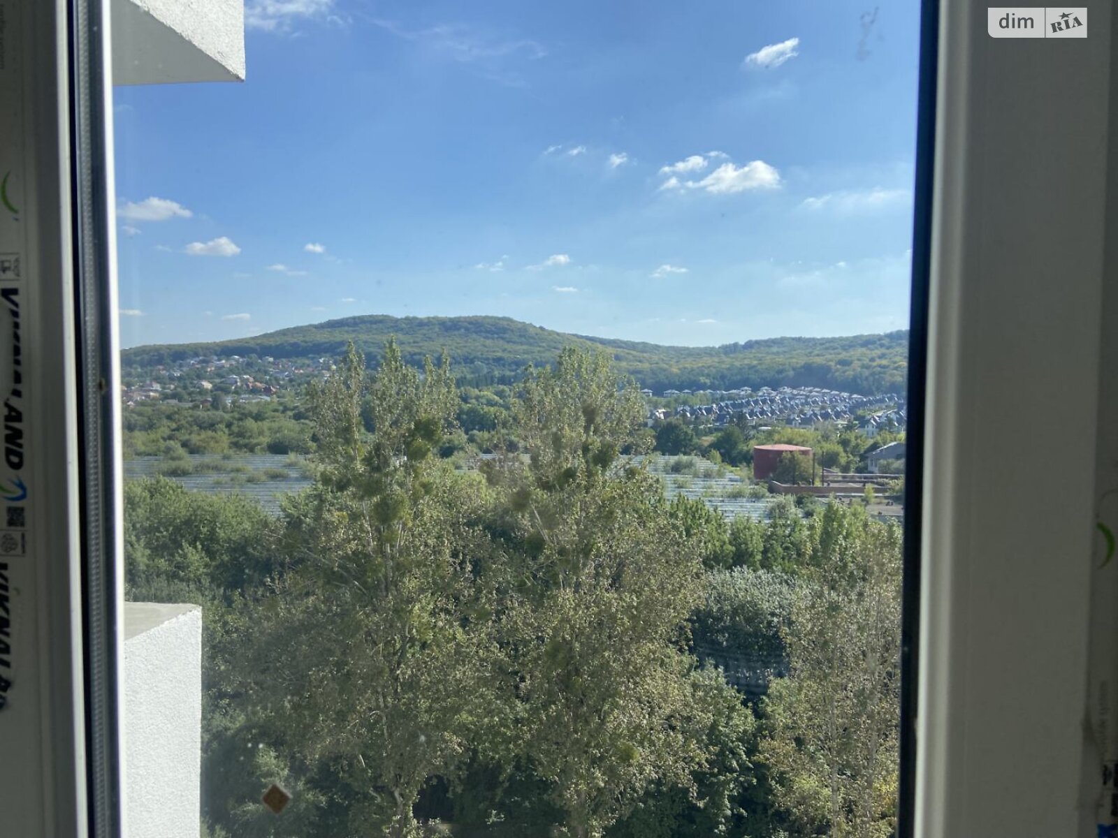 Продаж трикімнатної квартири в Львові, на вул. Глинянський Тракт, район Кривчиці фото 1 Продаж трикімнатної квартири в Львові, на вул. Глинянський Тракт, район Кривчиці фото 1