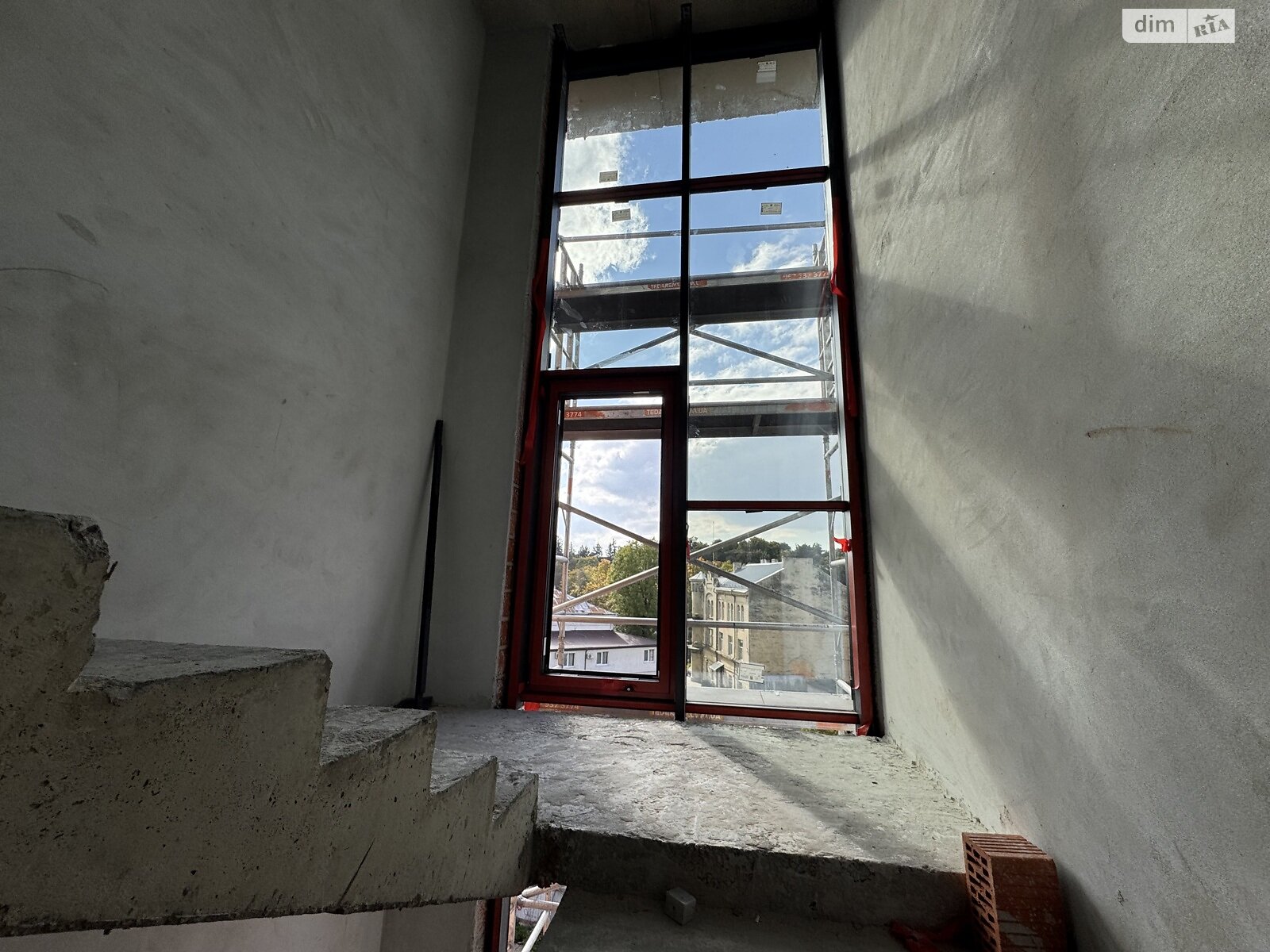 Продажа трехкомнатной квартиры в Львове, на ул. Колумба Христофора 8, район Кривчицы фото 1