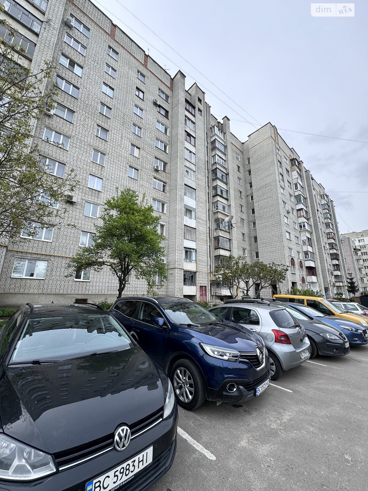Продажа трехкомнатной квартиры в Львове, на ул. Керамическая, район Кульпарков фото 1 Продажа трехкомнатной квартиры в Львове, на ул. Керамическая, район Кульпарков фото 1