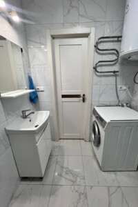 Продаж двокімнатної квартири в Львові, на вул. Роксоляни 43Б, район Левандівка фото 2