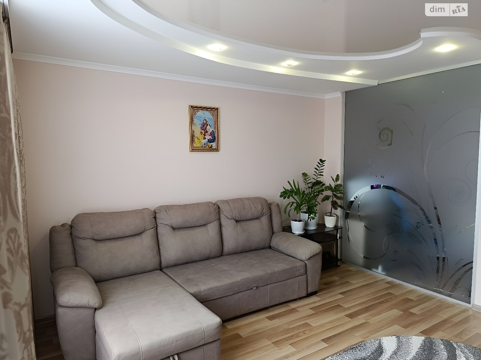 Продаж однокімнатної квартири в Львові, на вул. Роксоляни, район Левандівка фото 1 Продаж однокімнатної квартири в Львові, на вул. Роксоляни, район Левандівка фото 1