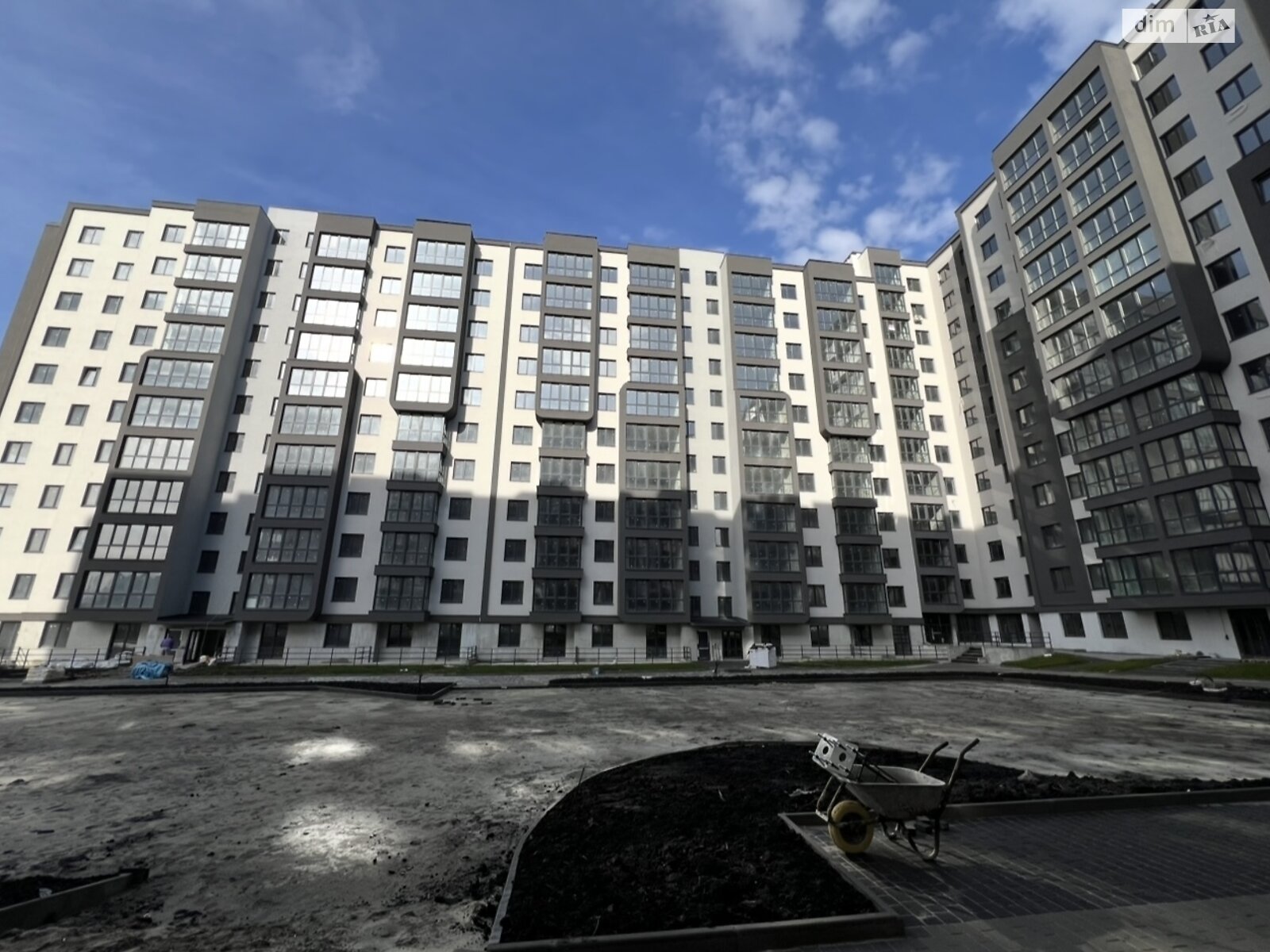 Продаж однокімнатної квартири в Львові, на вул. Роксоляни 161, район Левандівка фото 1 Продаж однокімнатної квартири в Львові, на вул. Роксоляни 161, район Левандівка фото 1