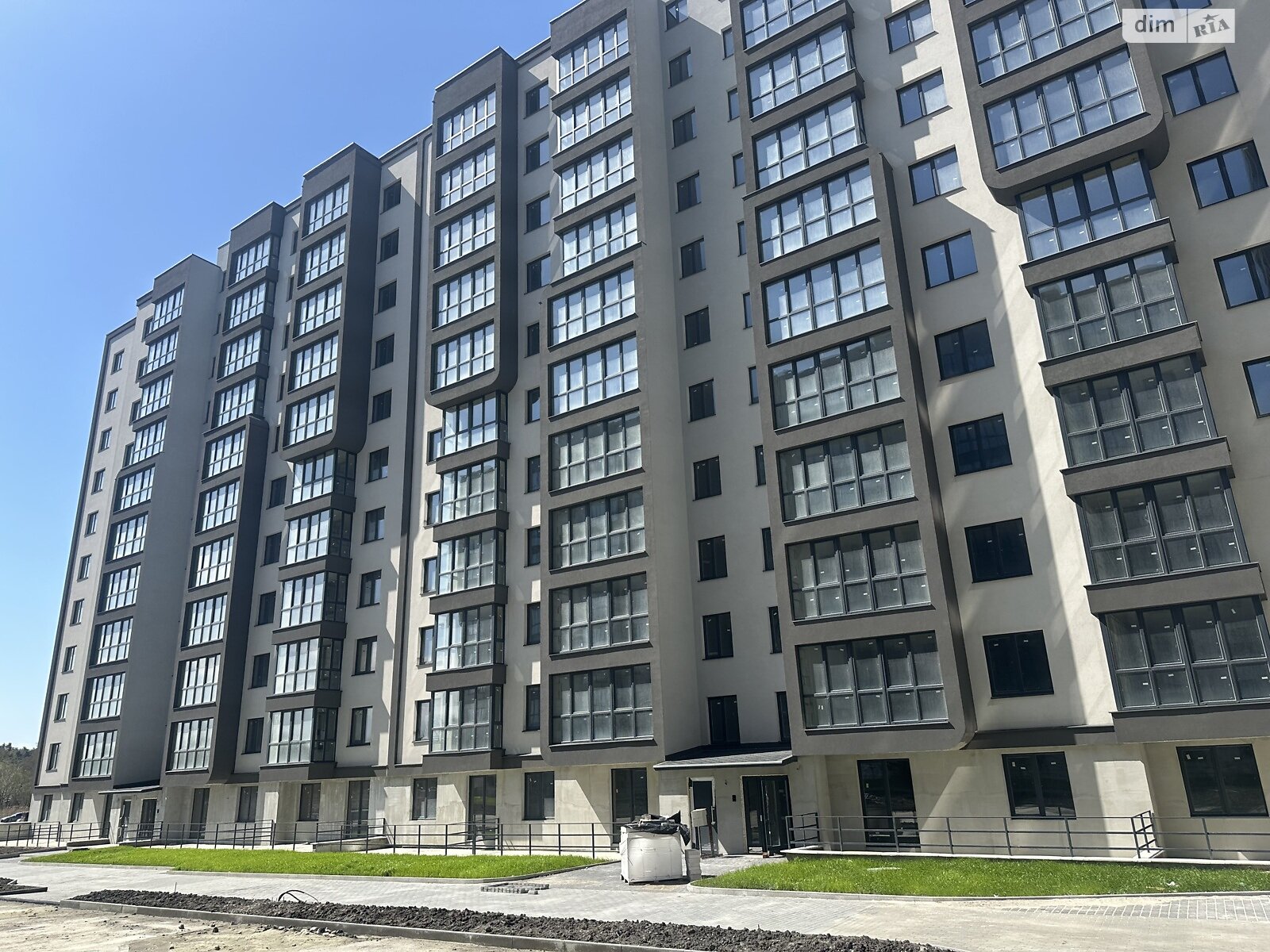 Продаж однокімнатної квартири в Львові, на вул. Роксоляни 153, район Левандівка фото 1 Продаж однокімнатної квартири в Львові, на вул. Роксоляни 153, район Левандівка фото 1