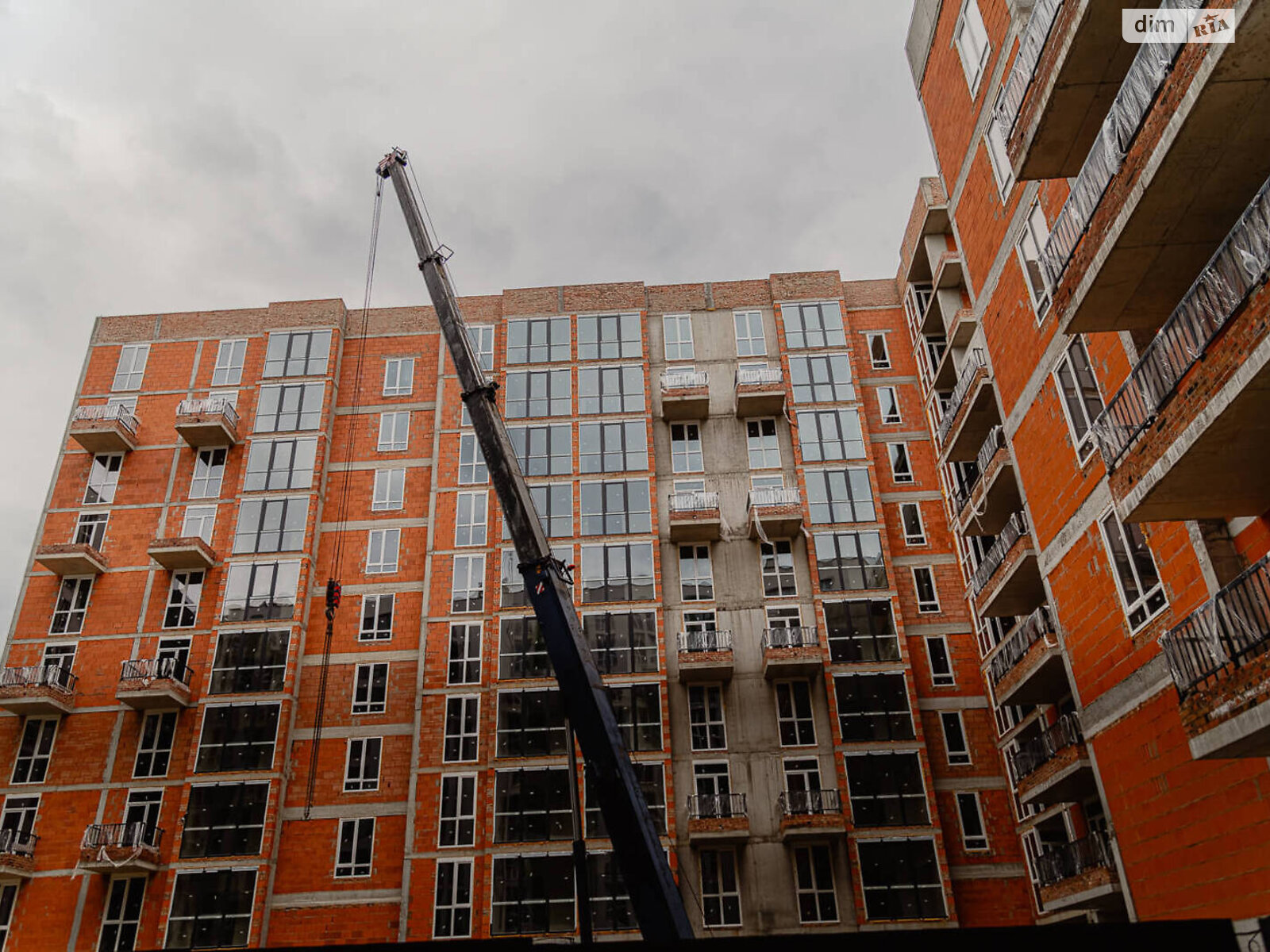 Продажа двухкомнатной квартиры в Львове, на ул. Роксоляны, район Левандовка фото 1 Продажа двухкомнатной квартиры в Львове, на ул. Роксоляны, район Левандовка фото 1
