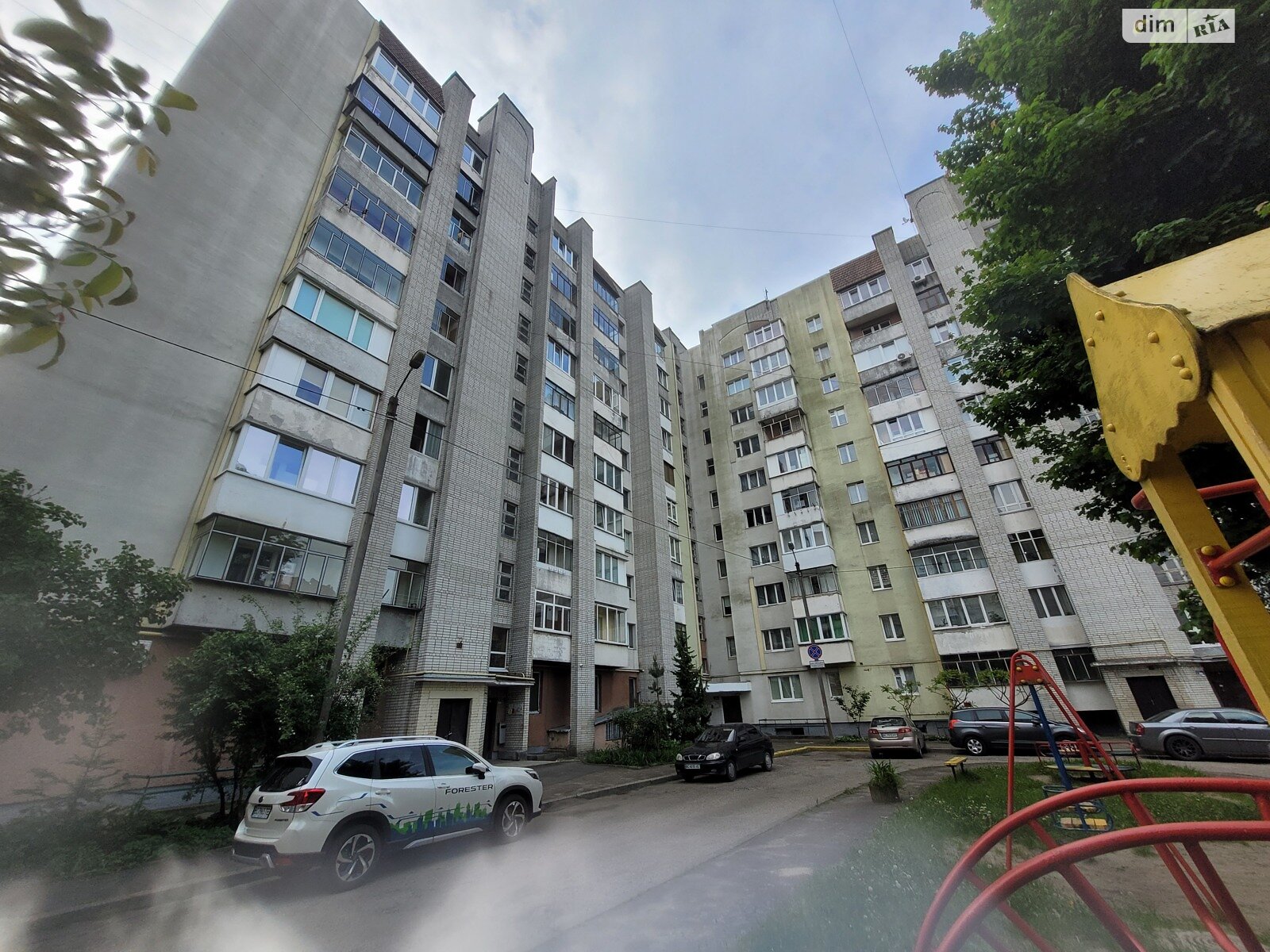 Продажа двухкомнатной квартиры в Львове, на ул. Роксоляны, район Левандовка фото 1 Продажа двухкомнатной квартиры в Львове, на ул. Роксоляны, район Левандовка фото 1