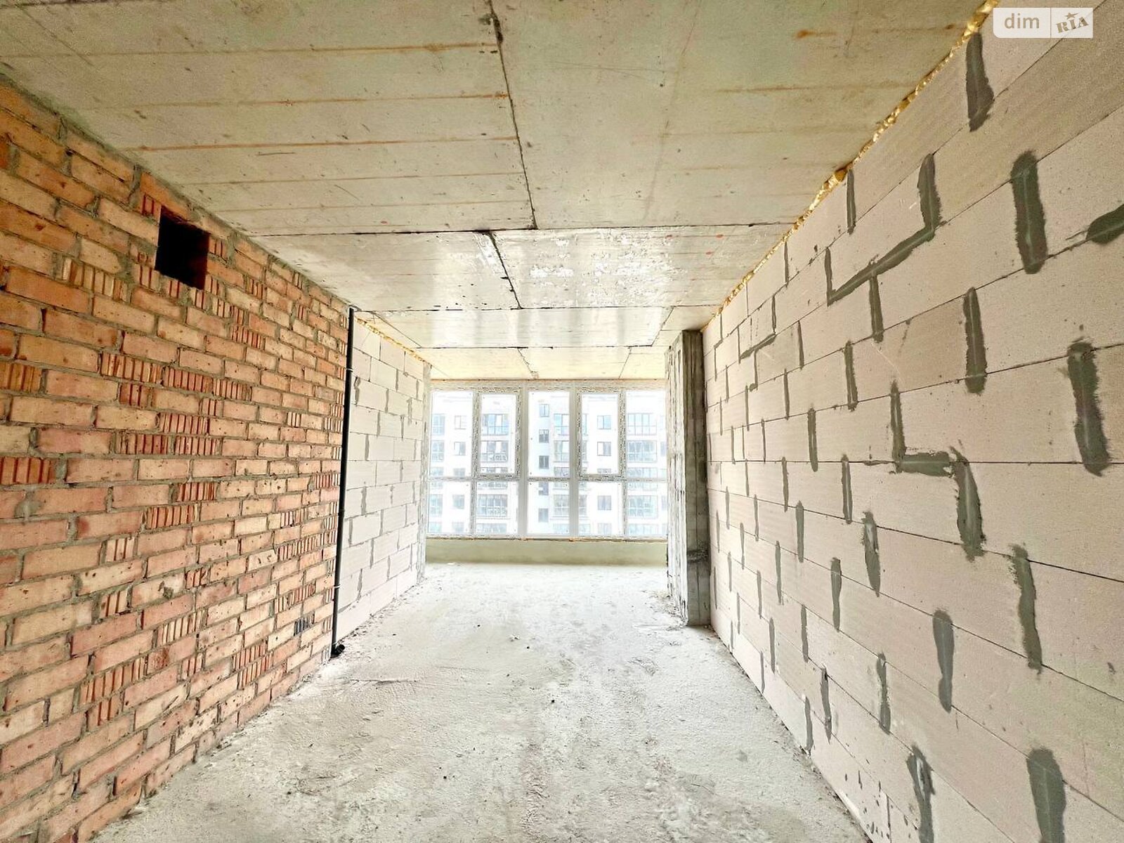 Продажа однокомнатной квартиры в Львове, на ул. Роксоляны 153, район Левандовка фото 1 Продажа однокомнатной квартиры в Львове, на ул. Роксоляны 153, район Левандовка фото 1