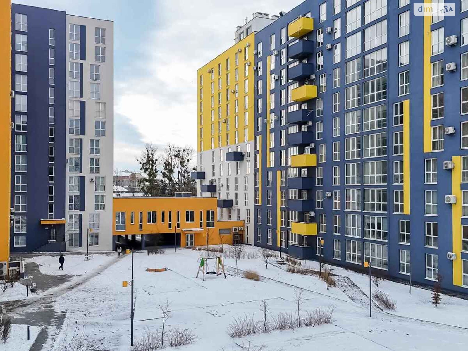 Продажа трехкомнатной квартиры в Львове, на ул. Рудненская 8, район Левандовка фото 1