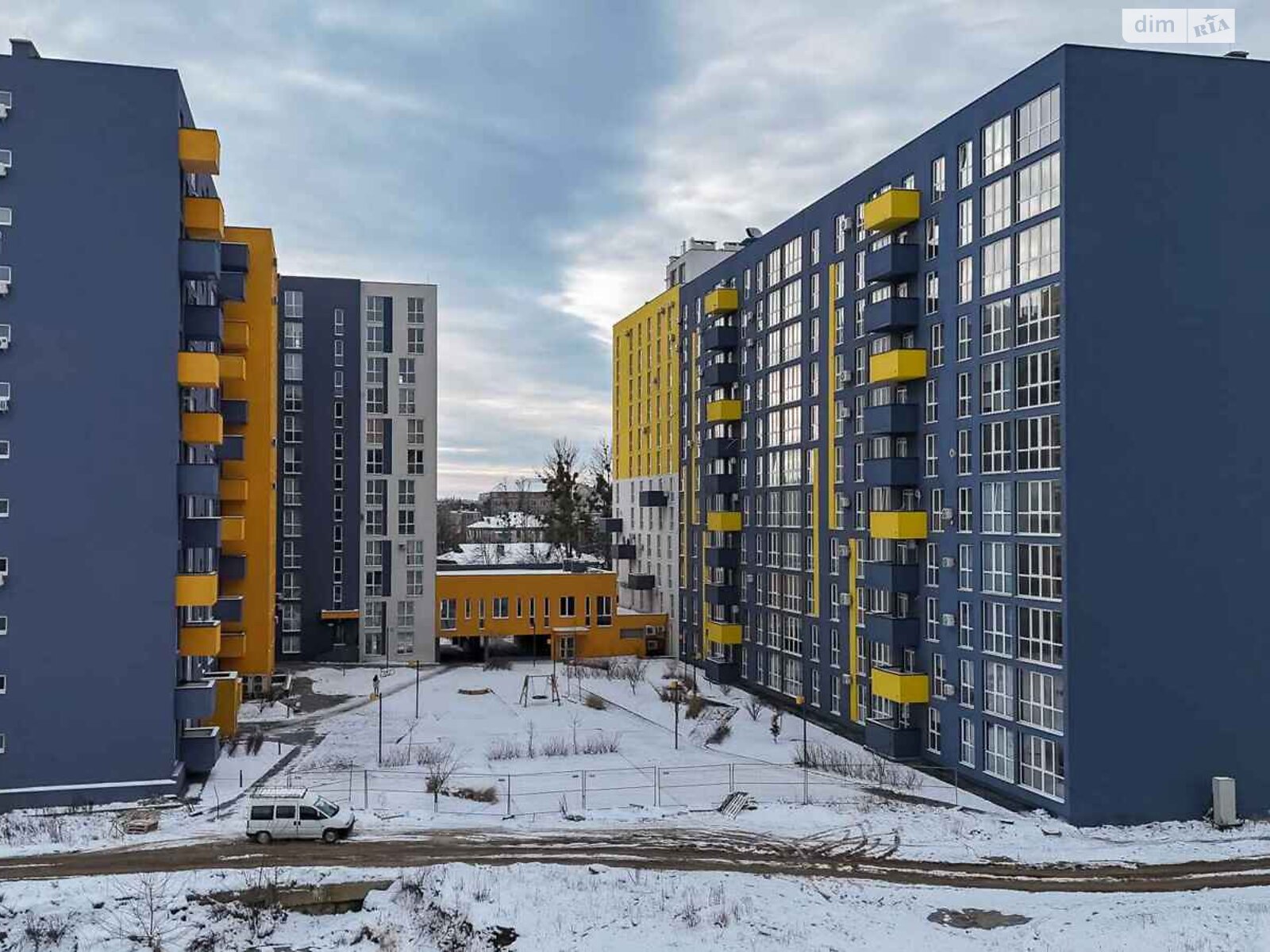 Продажа трехкомнатной квартиры в Львове, на ул. Рудненская 8, район Левандовка фото 1