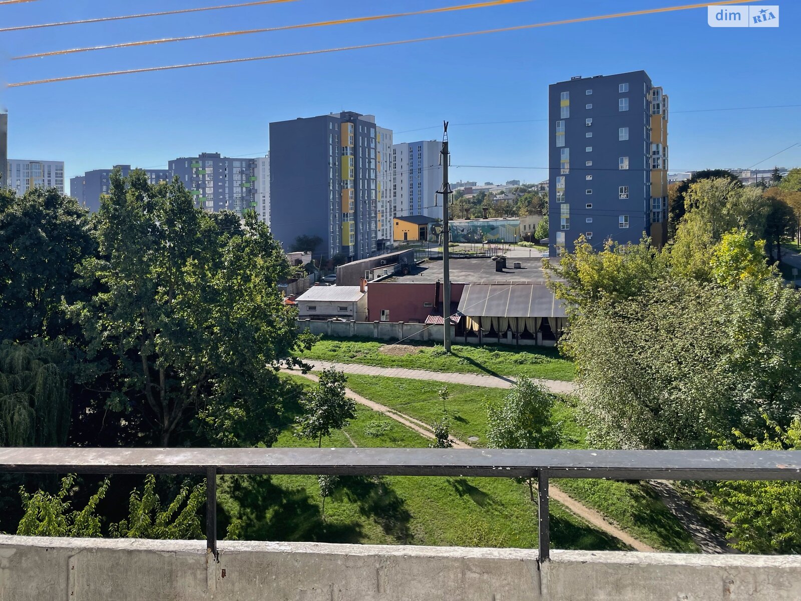 Продаж трикімнатної квартири в Львові, на вул. Сластіона 58, район Левандівка фото 1