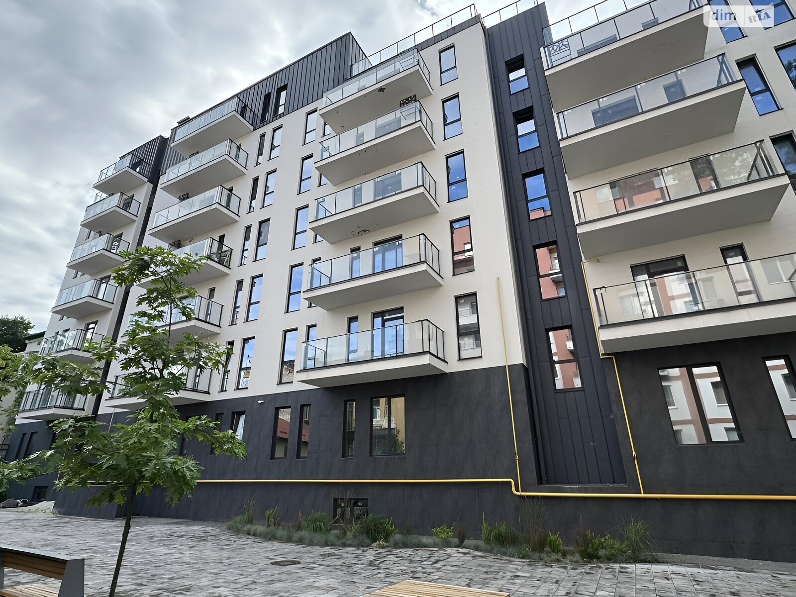 Продаж однокімнатної квартири в Львові, на вул. Героїв Маріуполя 1, район Личаків фото 1 Продаж однокімнатної квартири в Львові, на вул. Героїв Маріуполя 1, район Личаків фото 1