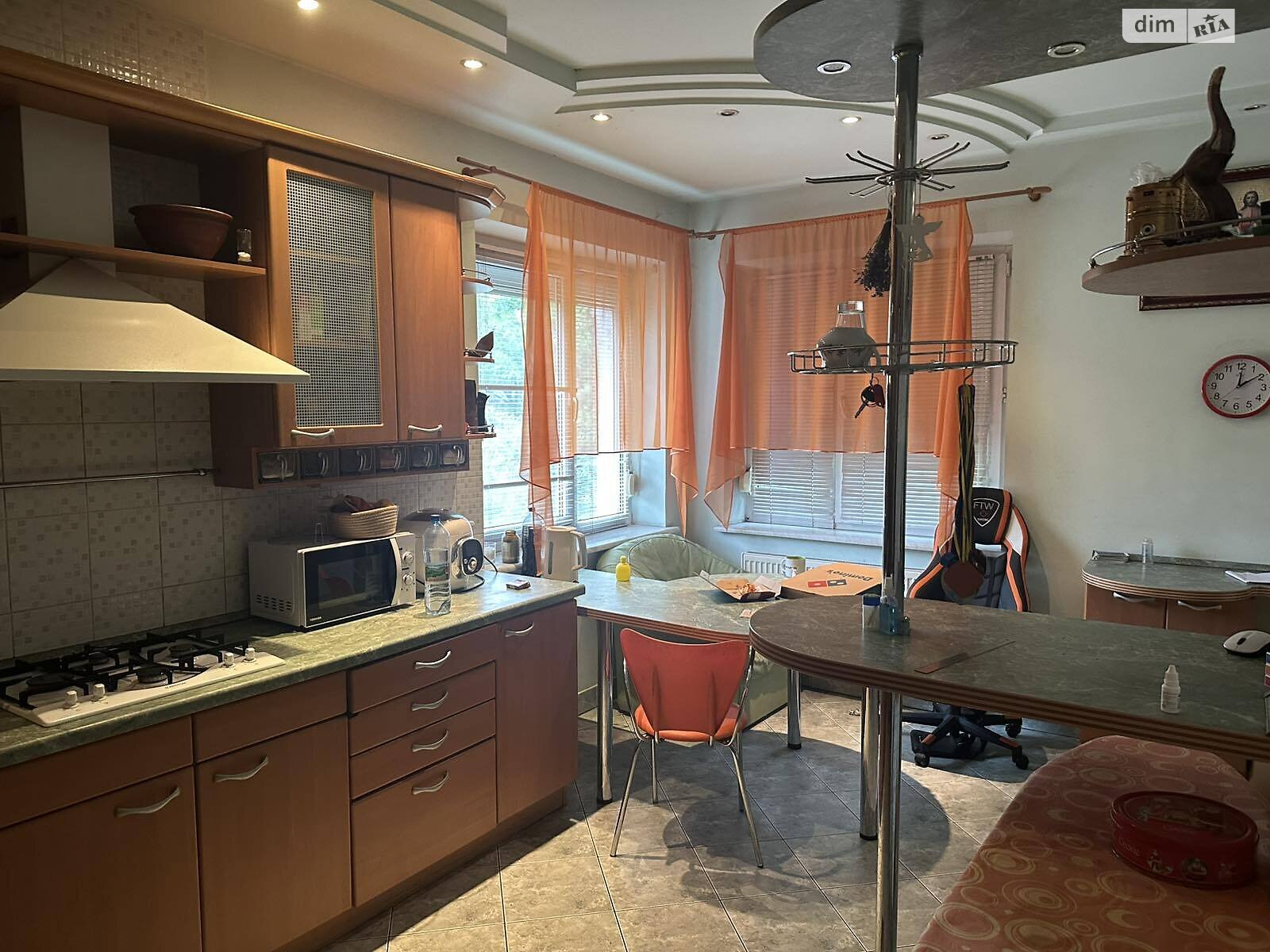 Продажа трехкомнатной квартиры в Львове, на ул. Карпатская 15, район Лычаков фото 1 Продажа трехкомнатной квартиры в Львове, на ул. Карпатская 15, район Лычаков фото 1