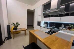 Продаж двокімнатної квартири в Львові, на вул. Мечникова 16Г, район Личаків фото 2