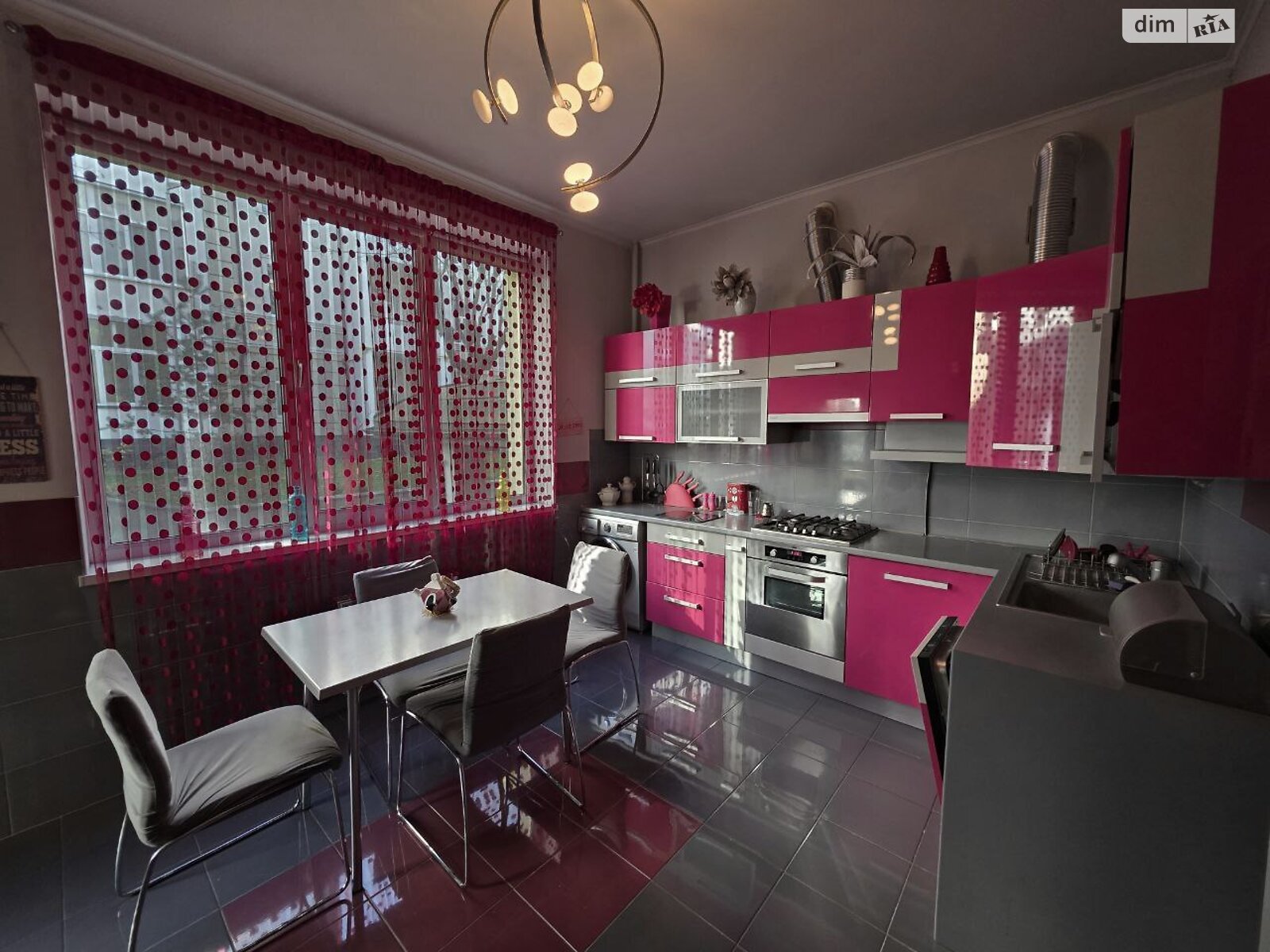 Продажа двухкомнатной квартиры в Львове, на ул. Мечникова 20, район Лычаков фото 1