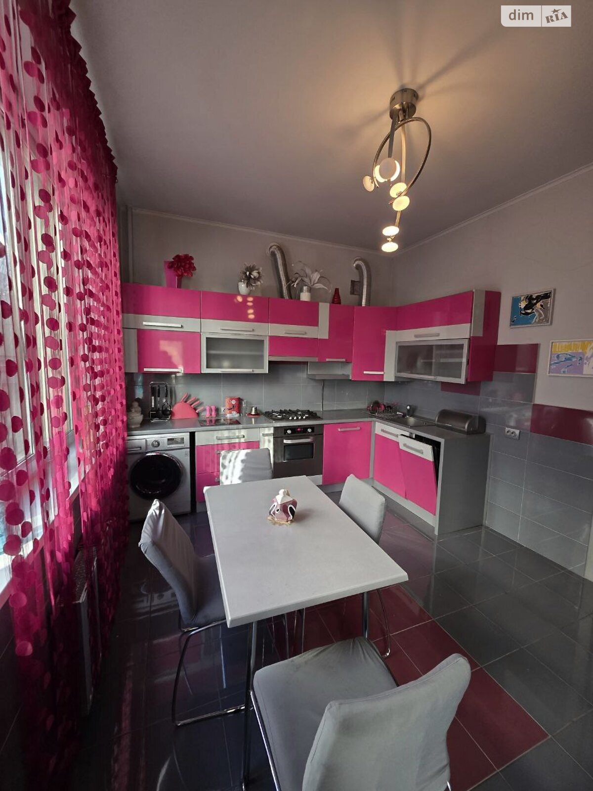 Продажа двухкомнатной квартиры в Львове, на ул. Мечникова 20, район Лычаков фото 1