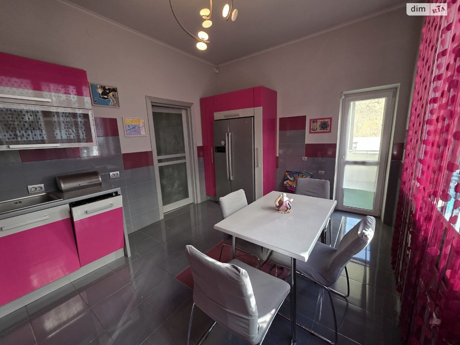 Продажа двухкомнатной квартиры в Львове, на ул. Мечникова 20, район Лычаков фото 1