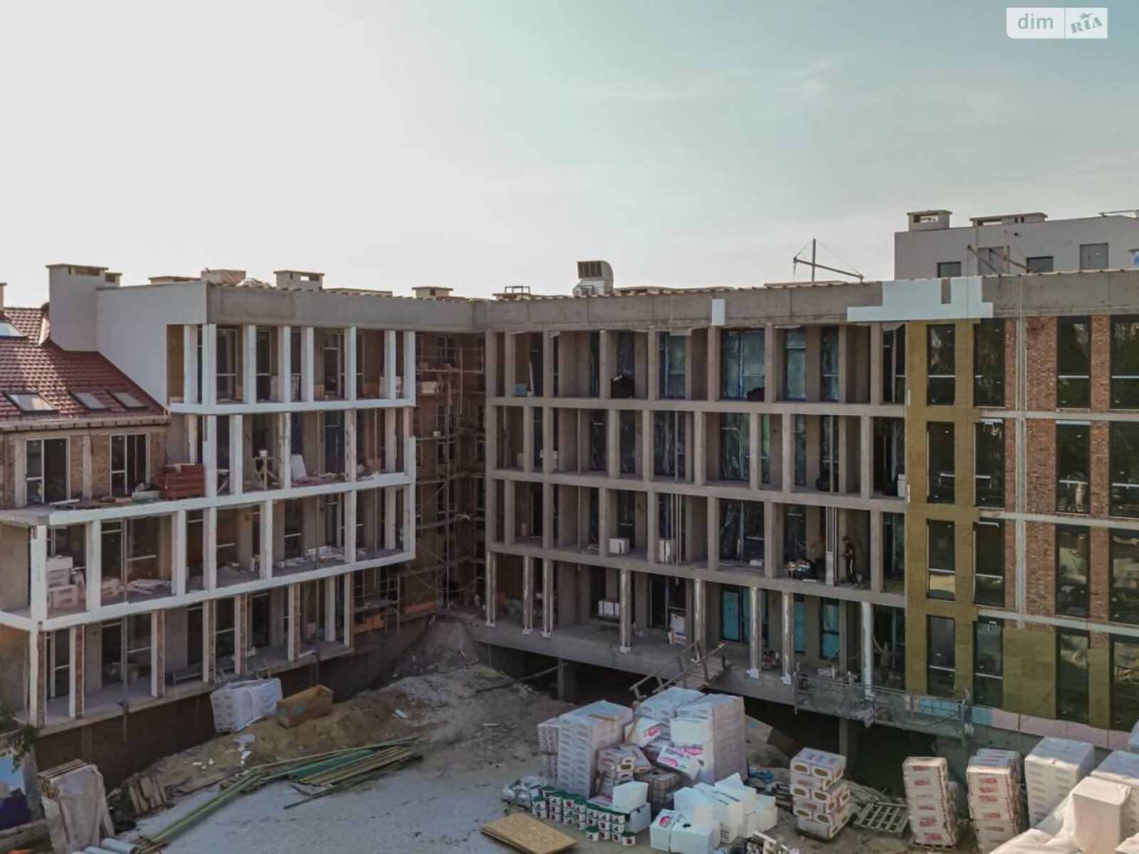 Продаж однокімнатної квартири в Львові, на вул. Мучна 32, район Личаків фото 1