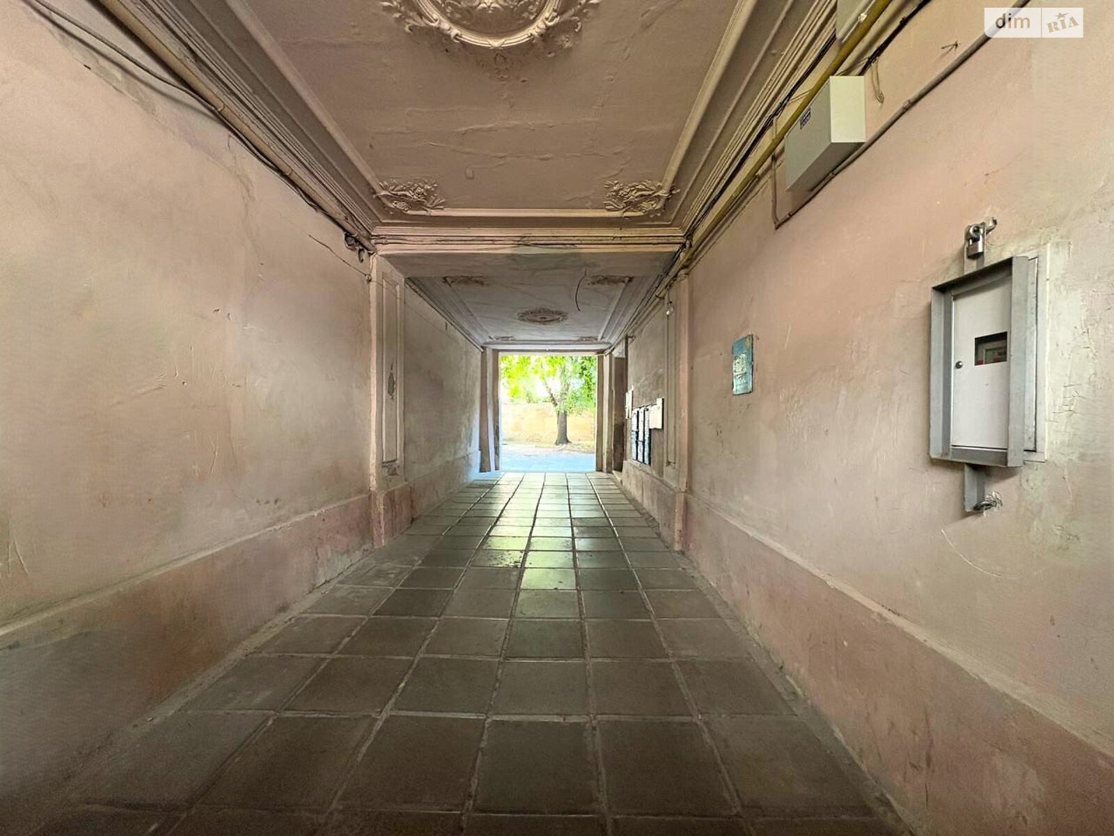 Продаж двокімнатної квартири в Львові, на вул. Пекарська, район Личаків фото 1 Продаж двокімнатної квартири в Львові, на вул. Пекарська, район Личаків фото 1