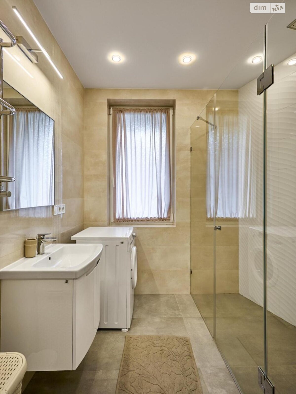 Продаж двокімнатної квартири в Львові, на вул. Пекарська, кв. 1, район Личаків фото 1 Продаж двокімнатної квартири в Львові, на вул. Пекарська, кв. 1, район Личаків фото 1