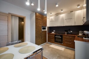 Продаж двокімнатної квартири в Львові, на вул. Пекарська, кв. 1, район Личаків фото 2 Продаж двокімнатної квартири в Львові, на вул. Пекарська, кв. 1, район Личаків фото 2