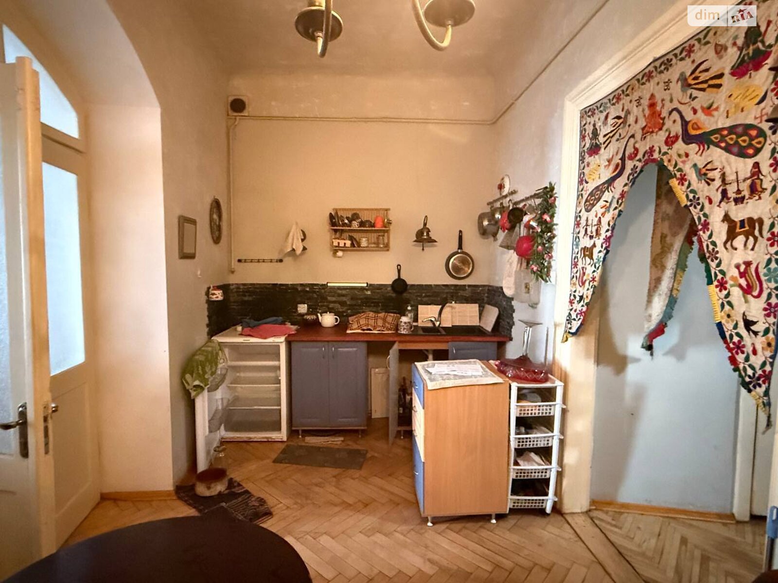 Продаж двокімнатної квартири в Львові, на вул. Пекарська, кв. 10, район Личаків фото 1