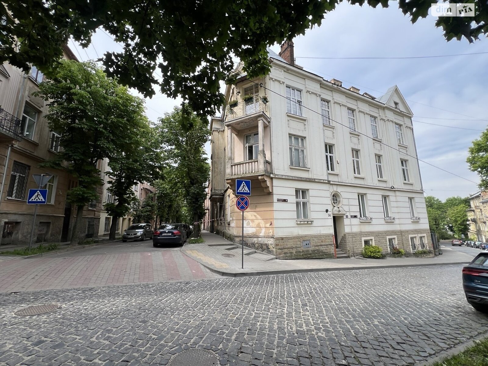 Продаж однокімнатної квартири в Львові, на вул. Піскова, район Личаків фото 1 Продаж однокімнатної квартири в Львові, на вул. Піскова, район Личаків фото 1