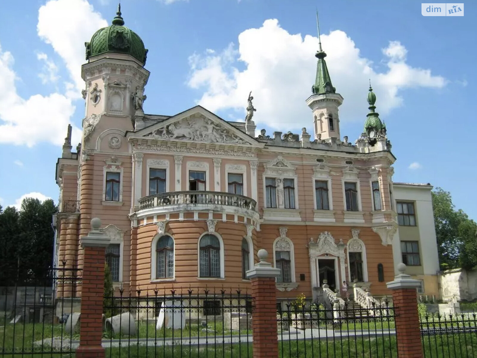 Продаж однокімнатної квартири в Львові, на вул. Глібова 17, район Личаків фото 1 Продаж однокімнатної квартири в Львові, на вул. Глібова 17, район Личаків фото 1