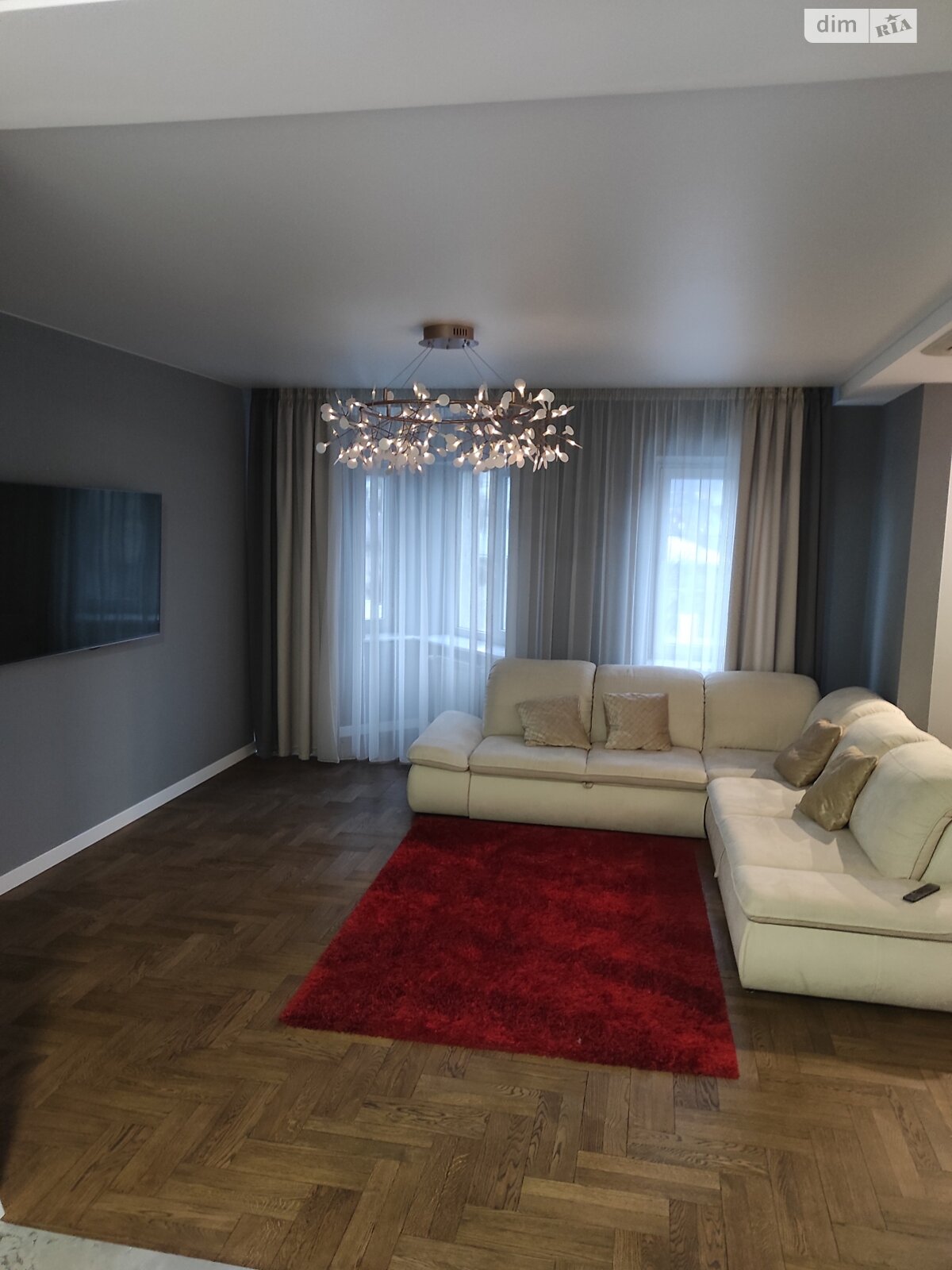 Продаж трикімнатної квартири в Львові, на вул. Самійленка 38, район Личаків фото 1 Продаж трикімнатної квартири в Львові, на вул. Самійленка 38, район Личаків фото 1