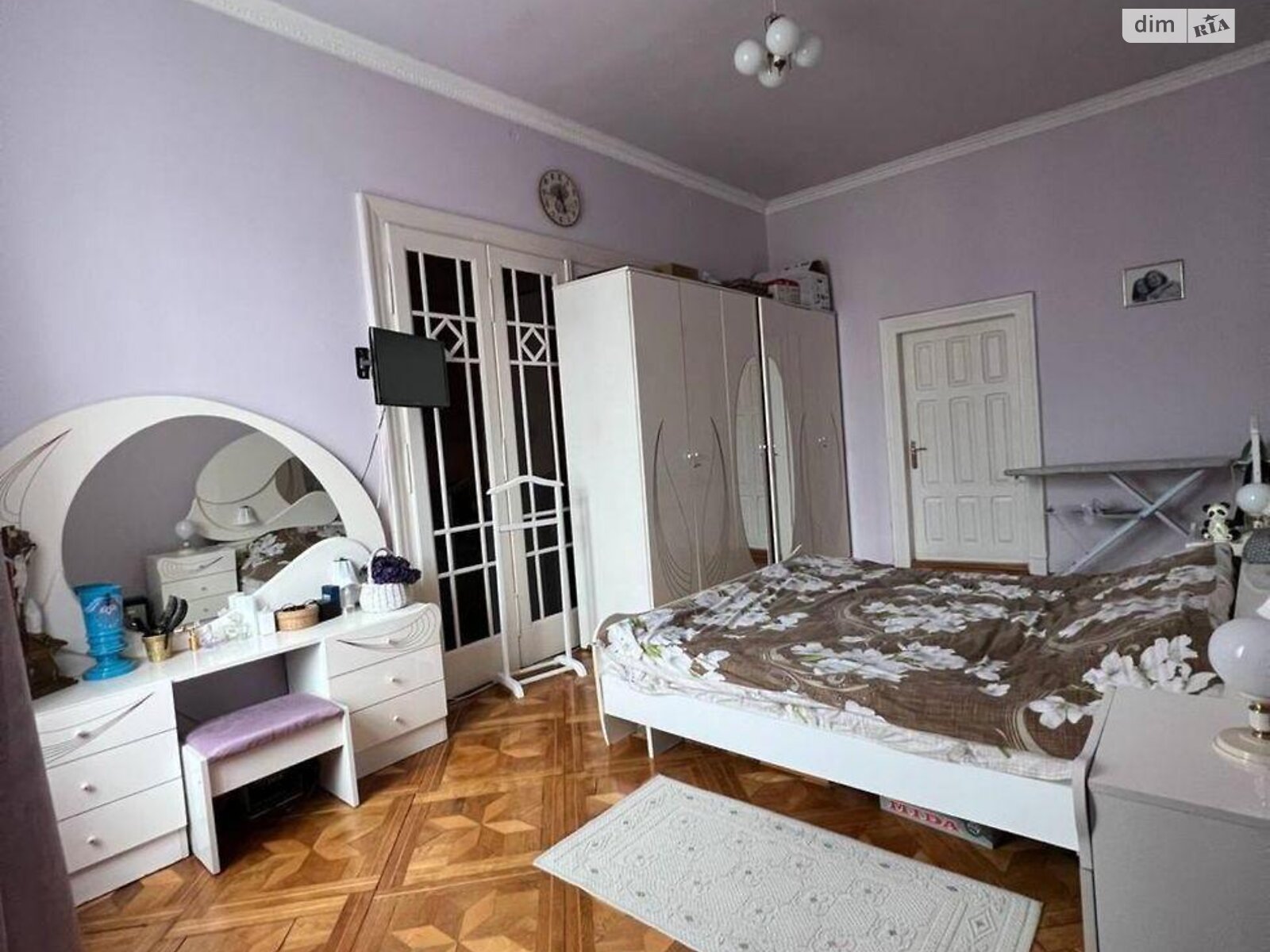 Продажа трехкомнатной квартиры в Львове, на просп. Шевченко 12, район Центр фото 1 Продажа трехкомнатной квартиры в Львове, на просп. Шевченко 12, район Центр фото 1