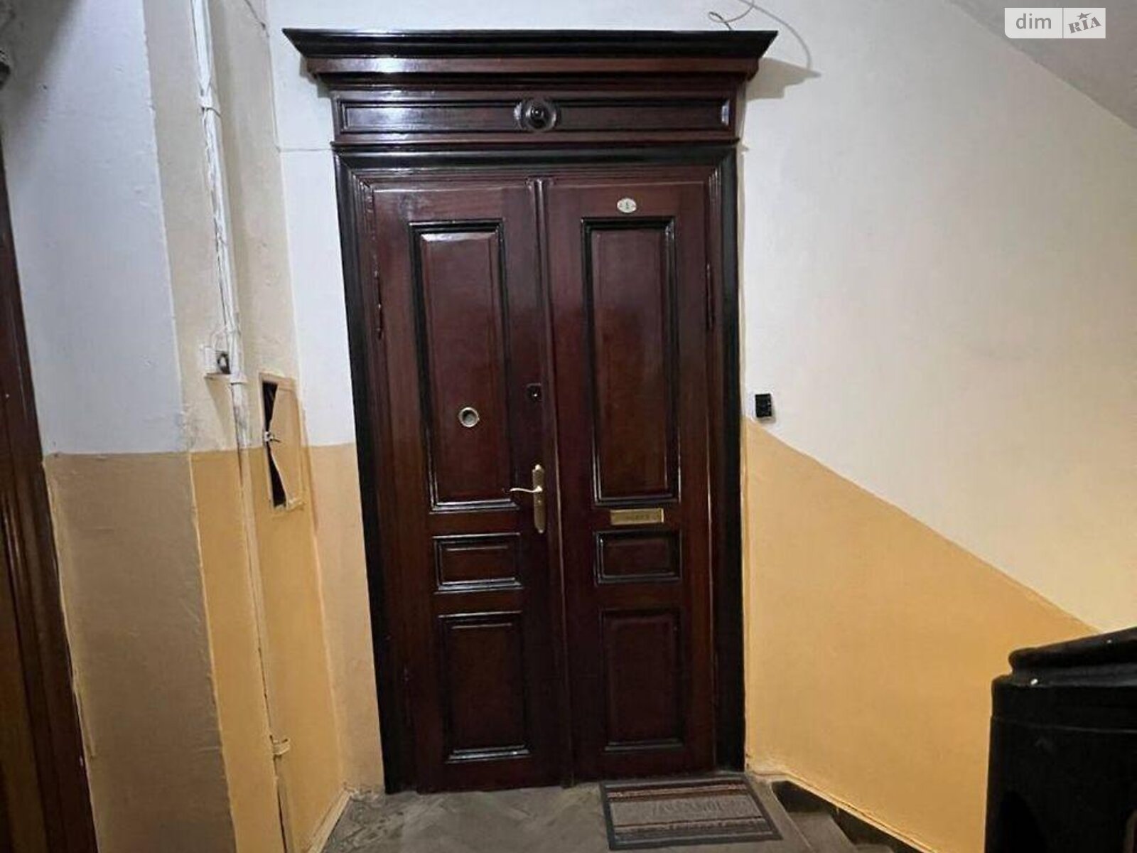 Продажа трехкомнатной квартиры в Львове, на просп. Шевченко 12, район Центр фото 1 Продажа трехкомнатной квартиры в Львове, на просп. Шевченко 12, район Центр фото 1