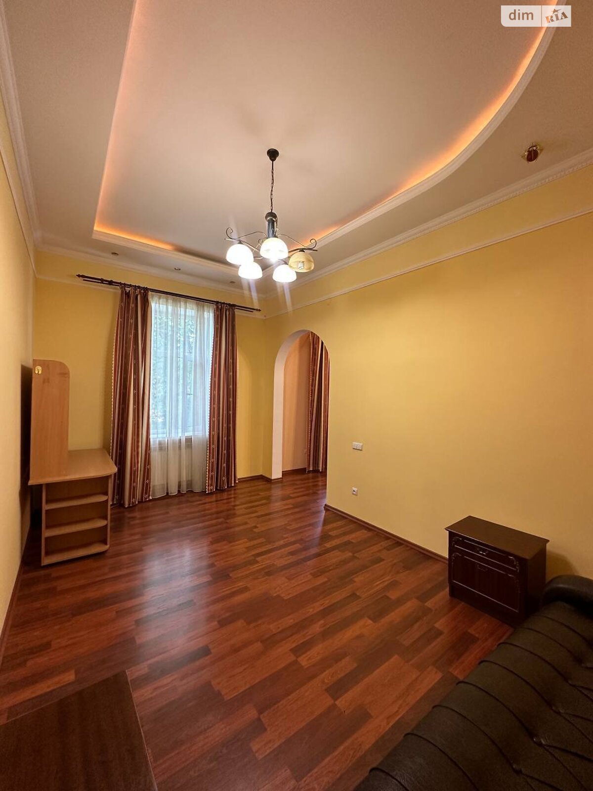 Продаж чотирикімнатної квартири в Львові, на вул. Глібова 9, район Галицький фото 1 Продаж чотирикімнатної квартири в Львові, на вул. Глібова 9, район Галицький фото 1