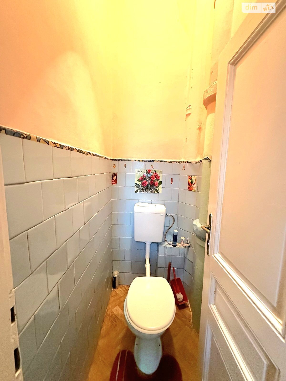 Продаж трикімнатної квартири в Львові, на вул. Верхратського 3, район Личаків фото 1 Продаж трикімнатної квартири в Львові, на вул. Верхратського 3, район Личаків фото 1