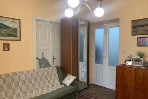 Продаж двокімнатної квартири в Львові, на вул. Зелена 58, район Личаків фото 2