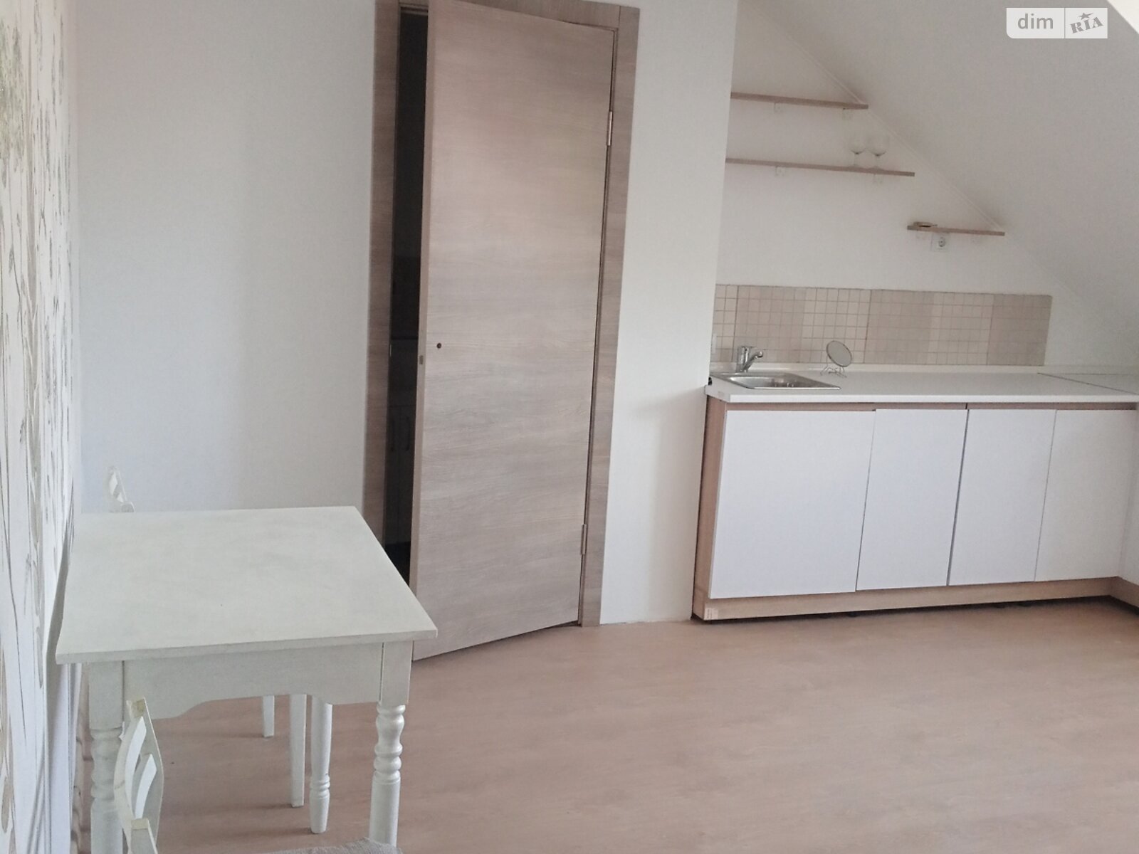 Продаж однокімнатної квартири в Львові, на вул. Зелена 57, кв. 45, район Личаків фото 1 Продаж однокімнатної квартири в Львові, на вул. Зелена 57, кв. 45, район Личаків фото 1
