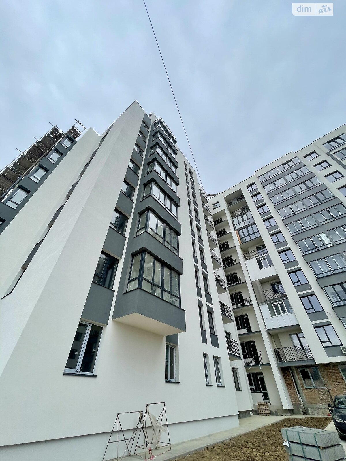 Продажа трехкомнатной квартиры в Львове, на ул. Длинная, район Лычаковский фото 1