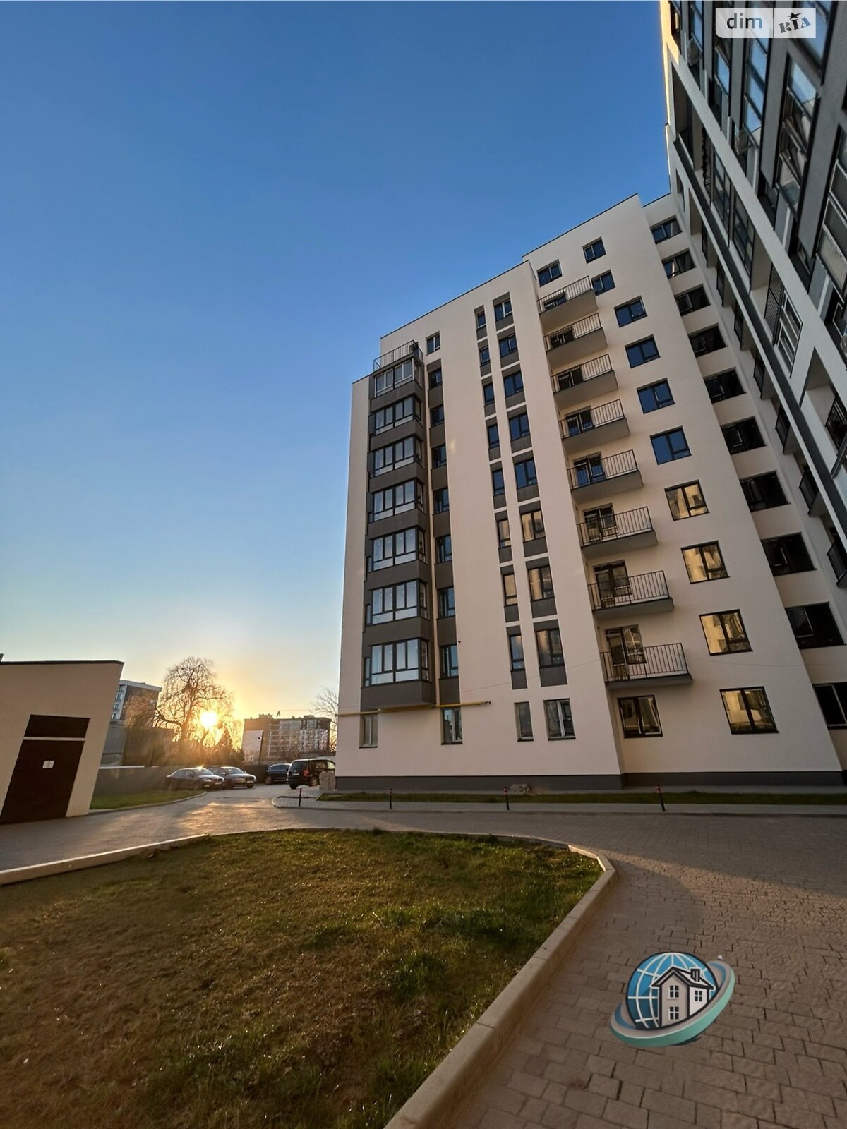 Продажа трехкомнатной квартиры в Львове, на ул. Длинная 30А, район Лычаковский фото 1 Продажа трехкомнатной квартиры в Львове, на ул. Длинная 30А, район Лычаковский фото 1