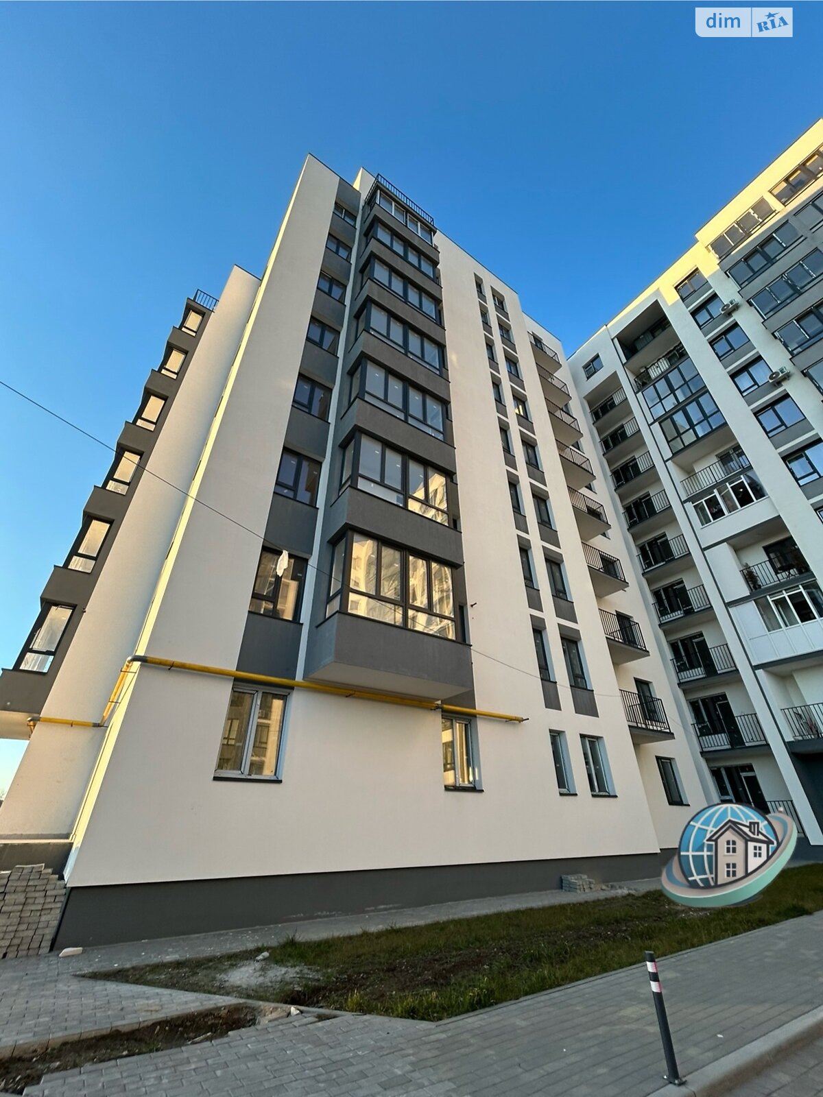 Продажа трехкомнатной квартиры в Львове, на ул. Длинная 30А, район Лычаковский фото 1 Продажа трехкомнатной квартиры в Львове, на ул. Длинная 30А, район Лычаковский фото 1
