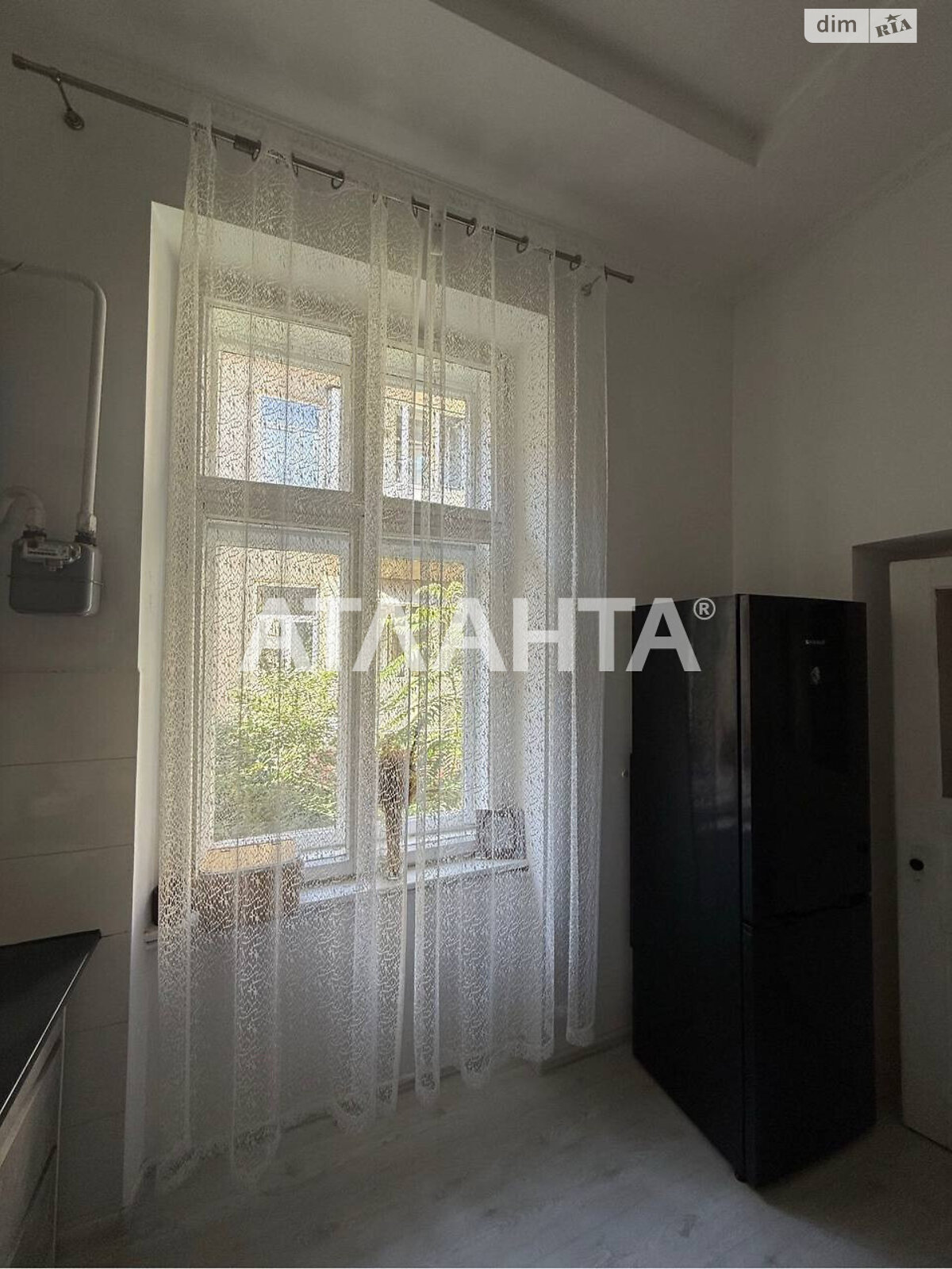 Продаж трикімнатної квартири в Львові, на вул. Дорошенка Петра, район Личаківський фото 1