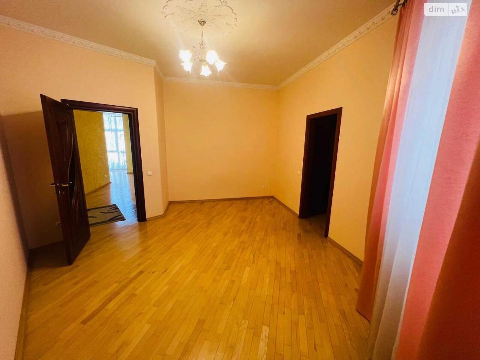 Продажа четырехкомнатной квартиры в Львове, на ул. Галилея, район Лычаковский фото 1