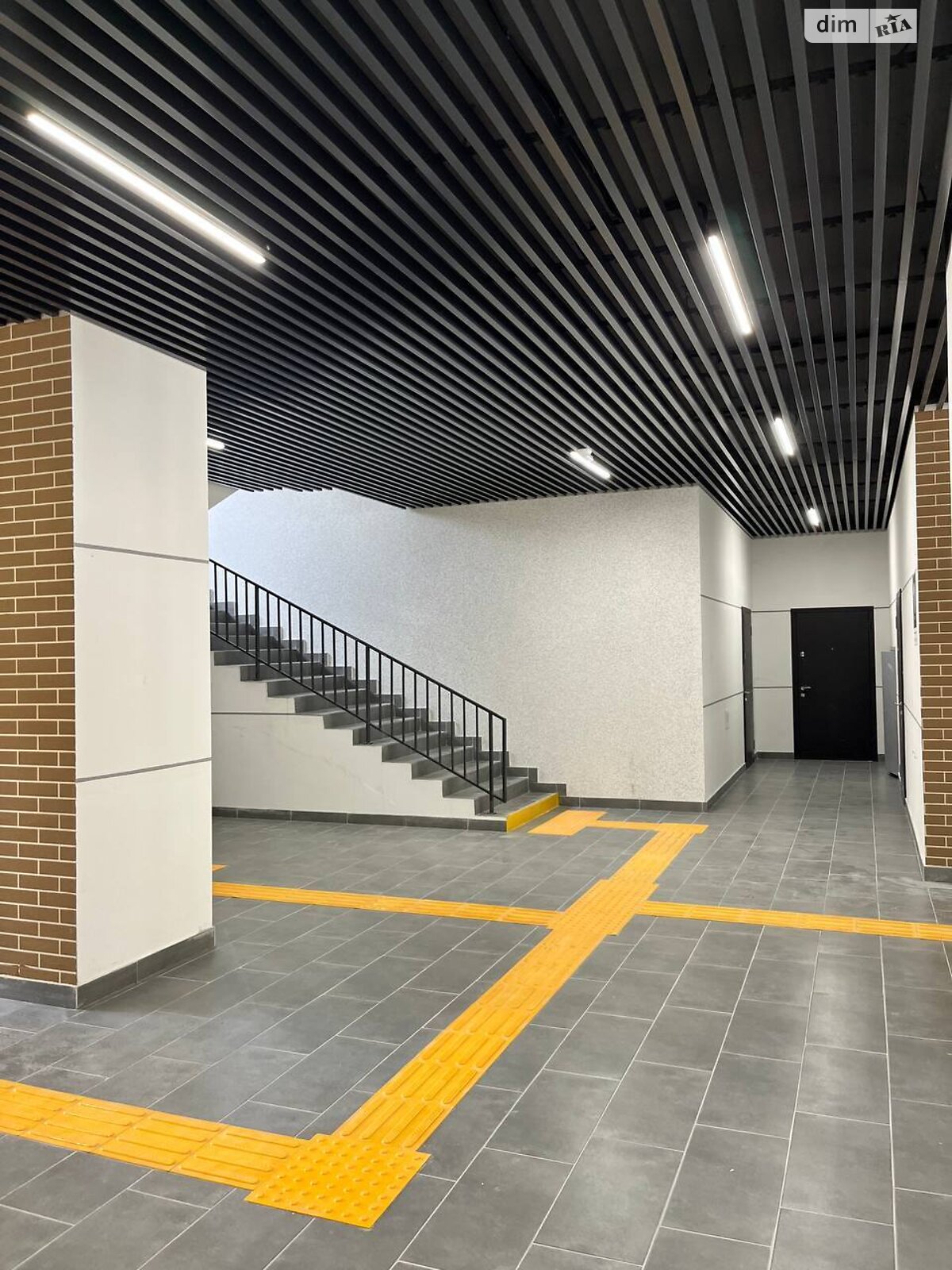 Продажа трехкомнатной квартиры в Львове, на ул. Новознесенская 1, кв. 78, район Лычаковский фото 1 Продажа трехкомнатной квартиры в Львове, на ул. Новознесенская 1, кв. 78, район Лычаковский фото 1
